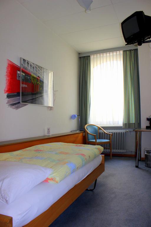 Hotel Muenchnerhof Bazel Buitenkant foto