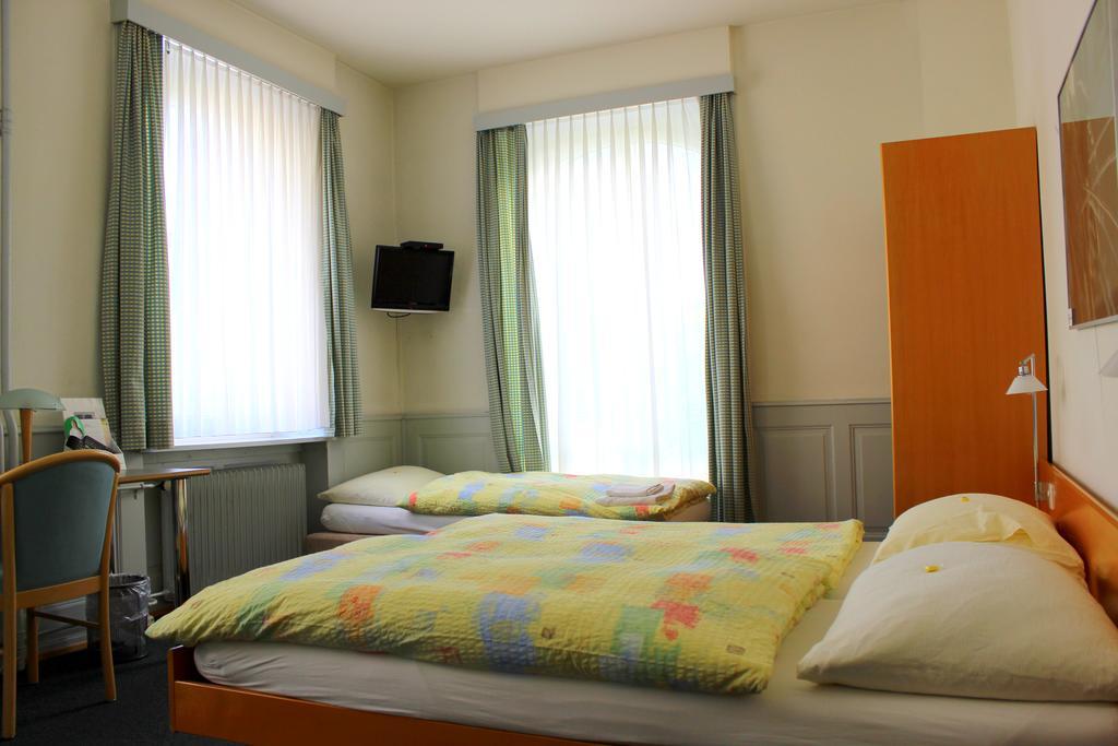 Hotel Muenchnerhof Bazel Buitenkant foto