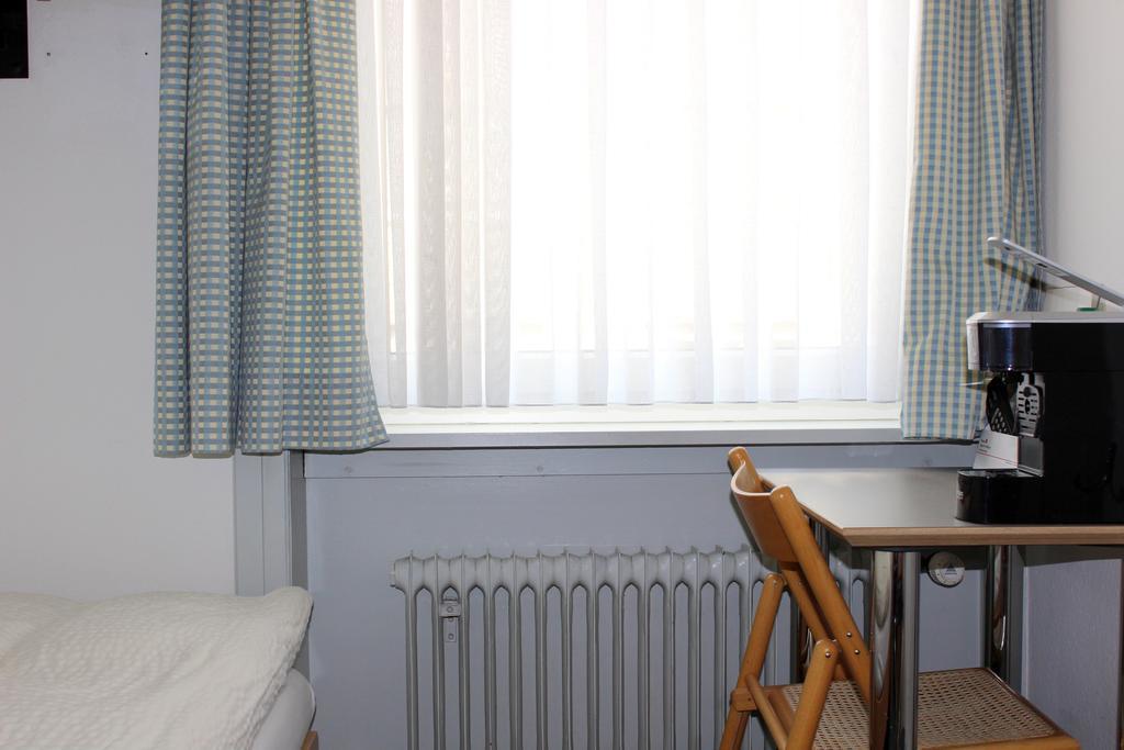 Hotel Muenchnerhof Bazel Kamer foto