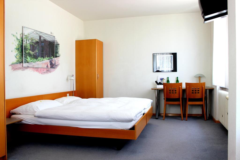 Hotel Muenchnerhof Bazel Buitenkant foto