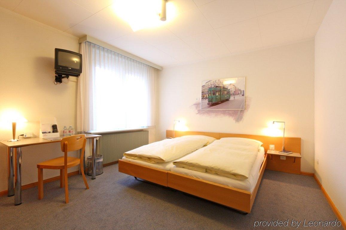 Hotel Muenchnerhof Bazel Buitenkant foto
